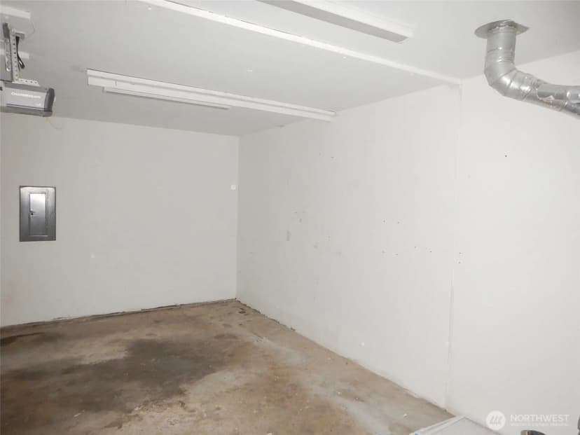 Property photo for 19022 Crown Ridge Boulevard, Arlington photo 33