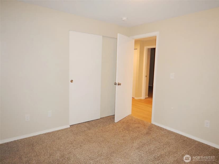 Property photo for 19022 Crown Ridge Boulevard, Arlington photo 18