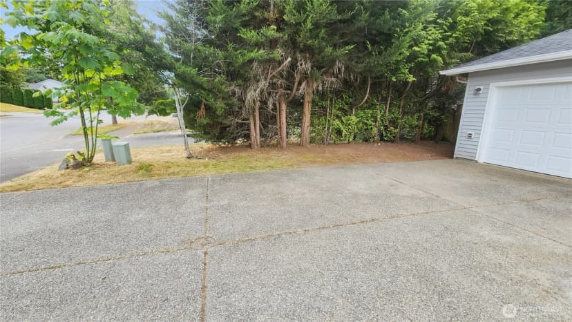Property photo for 19022 Crown Ridge Boulevard, Arlington photo 36
