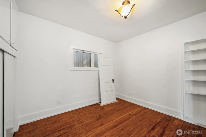 Property photo for 2014 Iron Street, Bellingham photo 17