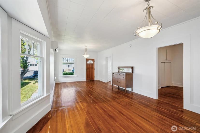 Property photo for 2014 Iron Street, Bellingham photo 8