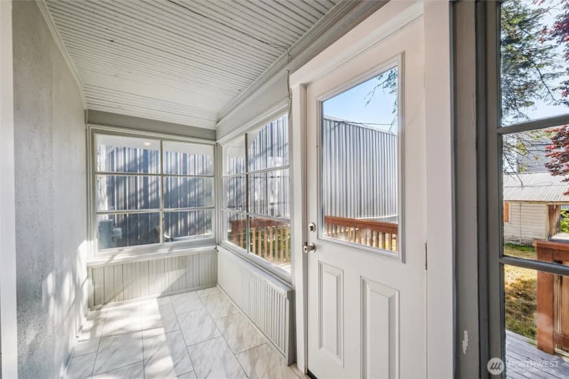 Property photo for 2014 Iron Street, Bellingham photo 18