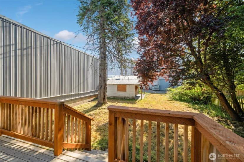 Property photo for 2014 Iron Street, Bellingham photo 24