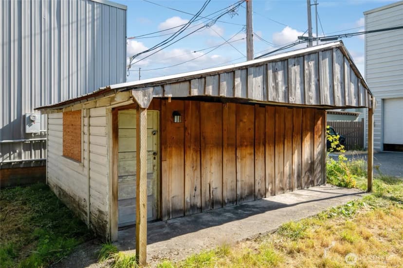 Property photo for 2014 Iron Street, Bellingham photo 26