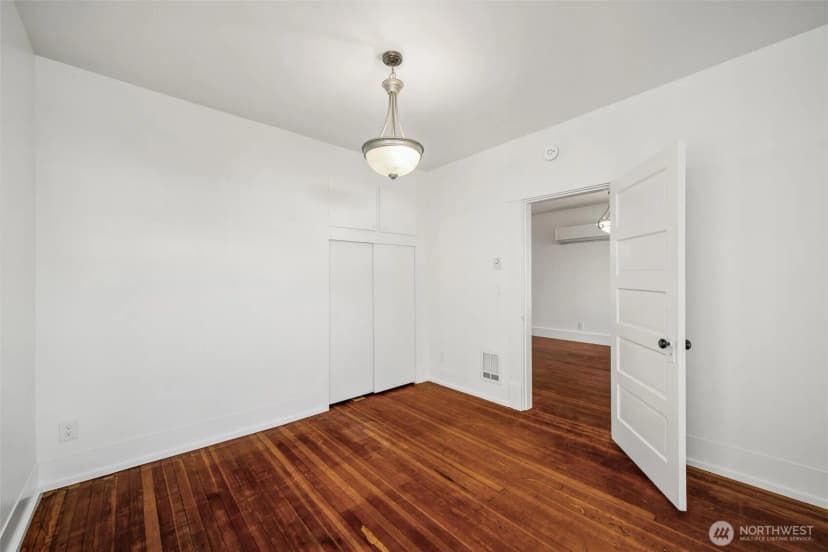 Property photo for 2014 Iron Street, Bellingham photo 16