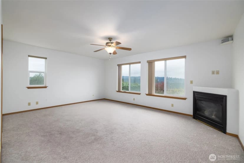 Property photo for 539 Birch Street, Oak Harbor photo 18