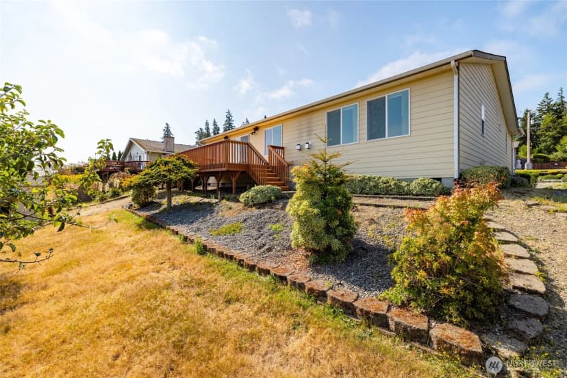 Property photo for 539 Birch Street, Oak Harbor photo 33