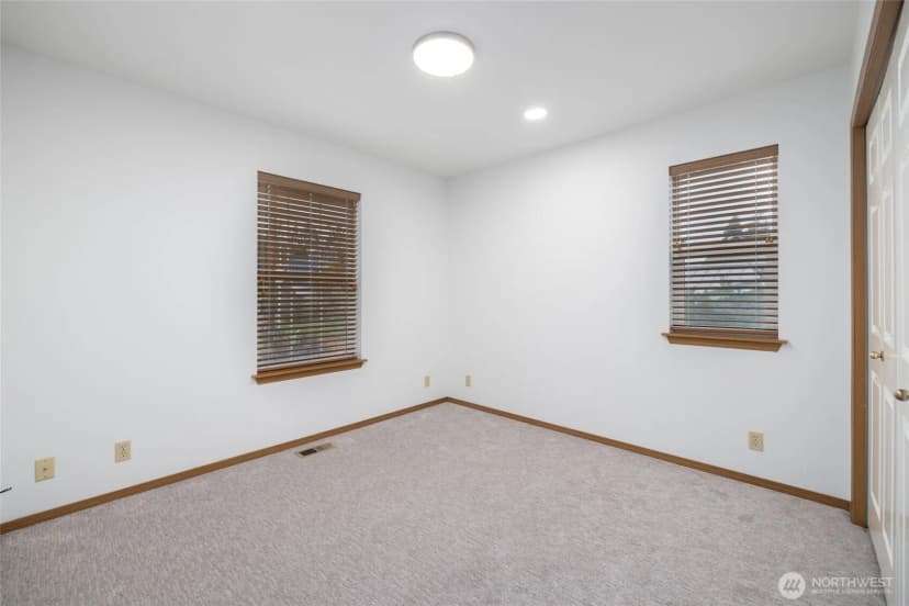 Property photo for 539 Birch Street, Oak Harbor photo 20