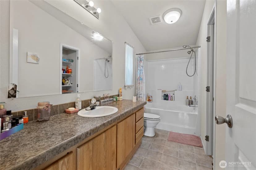 Property photo for 22484 Grip Road, Sedro Woolley photo 37