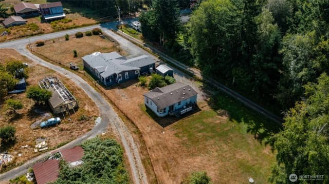 Property photo for 22484 Grip Road, Sedro Woolley photo 2