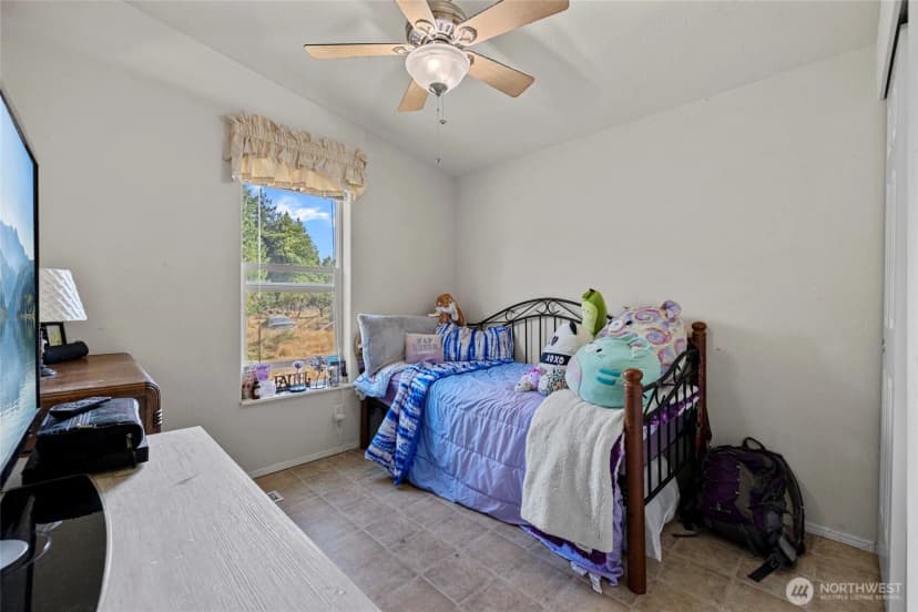 Property photo for 22484 Grip Road, Sedro Woolley photo 38