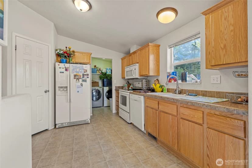 Property photo for 22484 Grip Road, Sedro Woolley photo 33