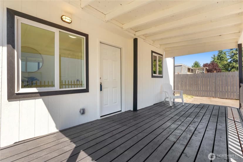 Property photo for 421 W Main Avenue, Puyallup photo 28