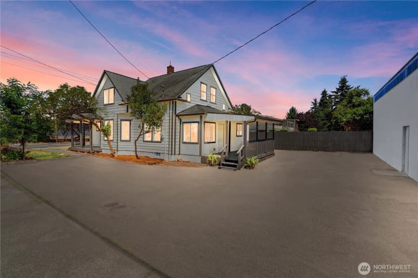 Property photo for 421 W Main Avenue, Puyallup photo 4