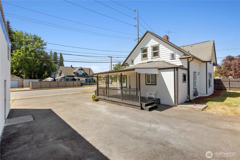 Property photo for 421 W Main Avenue, Puyallup photo 39