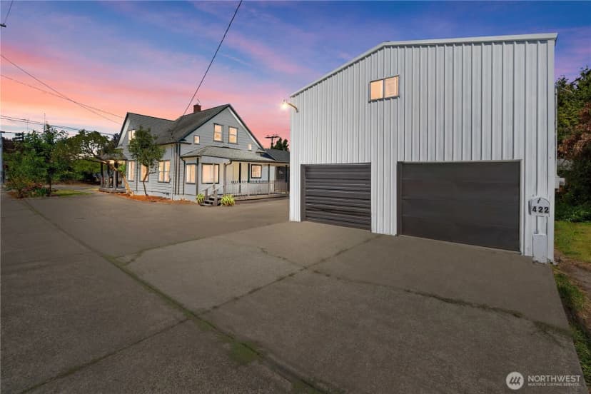 Property photo for 421 W Main Avenue, Puyallup