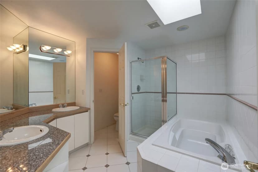 Property photo for 17583 110th Lane Se #10, Renton photo 16