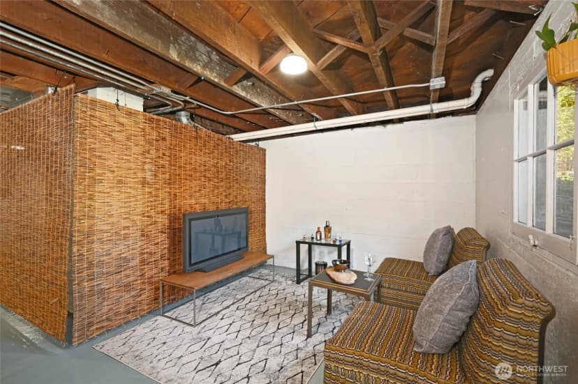 Property photo for 334 Ne 57th Street, Seattle photo 27