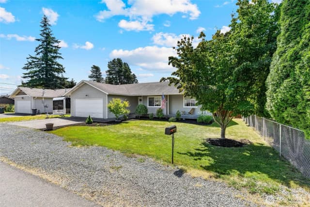 Property photo for 801 John Liner, Sedro Woolley photo 2