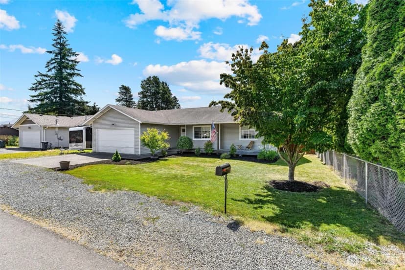 Property photo for 801 John Liner, Sedro Woolley photo 2