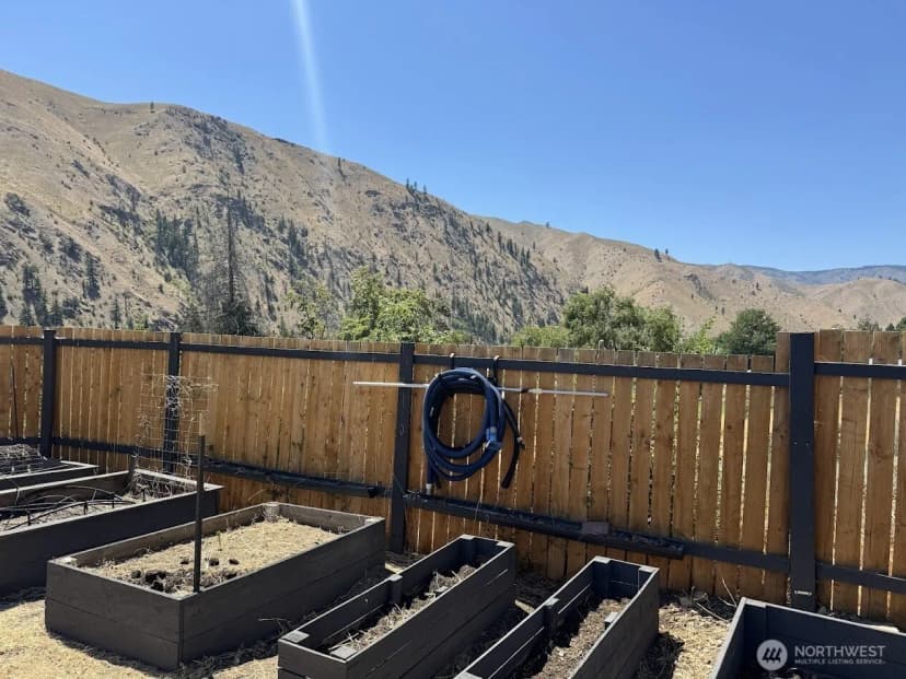 Property photo for 3076 Hedding Street, Entiat photo 18