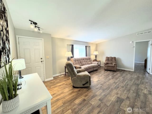 Property photo for 3076 Hedding Street, Entiat photo 3
