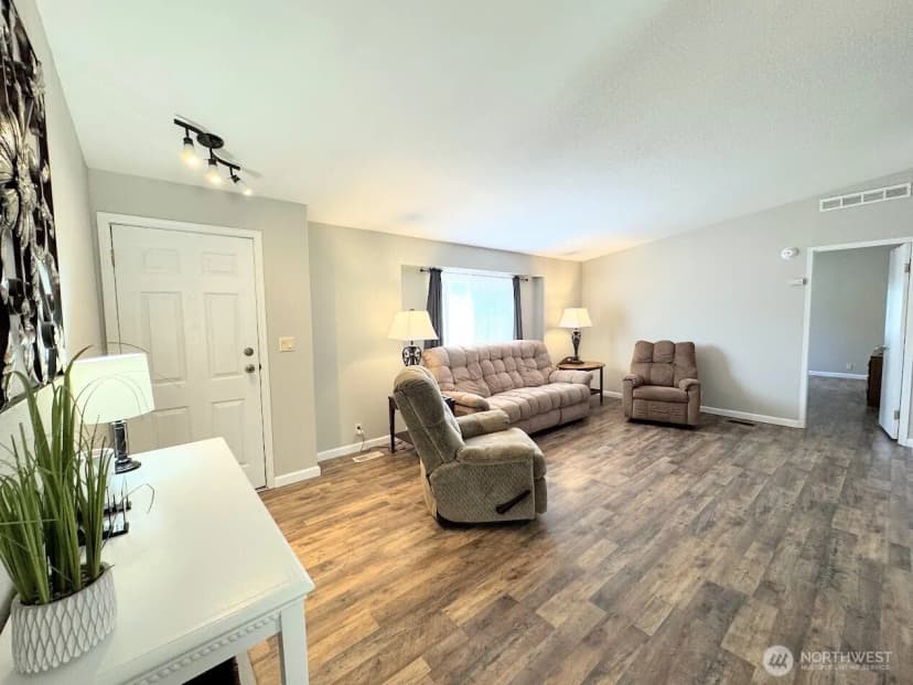 Property photo for 3076 Hedding Street, Entiat photo 3