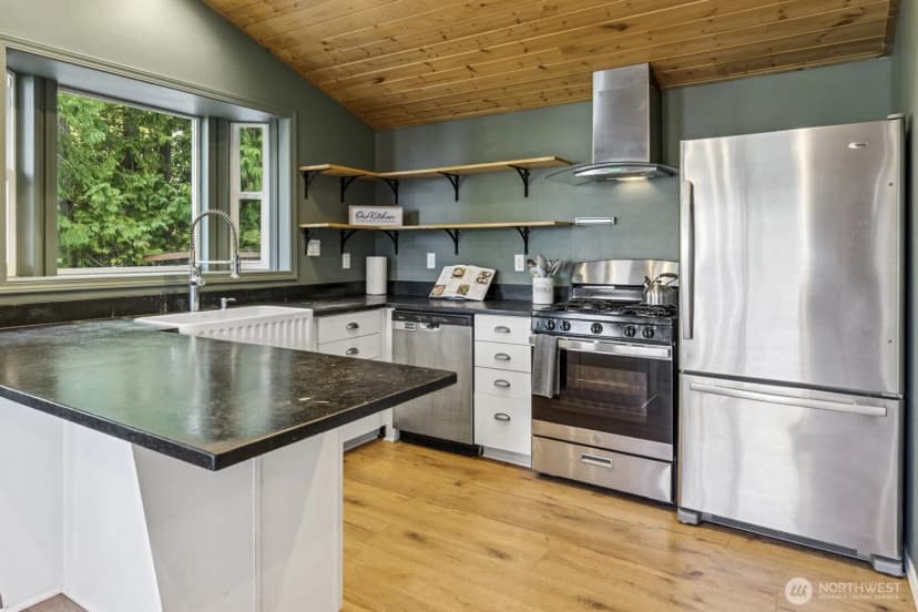 Property photo for 71 Quinault Lp, Port Townsend photo 5