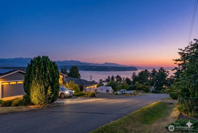 Property photo for 71 Quinault Lp, Port Townsend