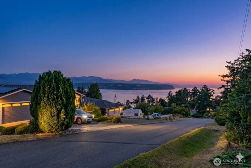 Property photo for 71 Quinault Lp, Port Townsend