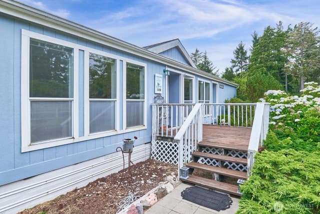 Property photo for 1308 323rd Place, Ocean Park photo 3