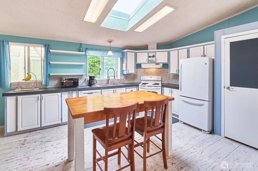 Property photo for 1308 323rd Place, Ocean Park photo 6