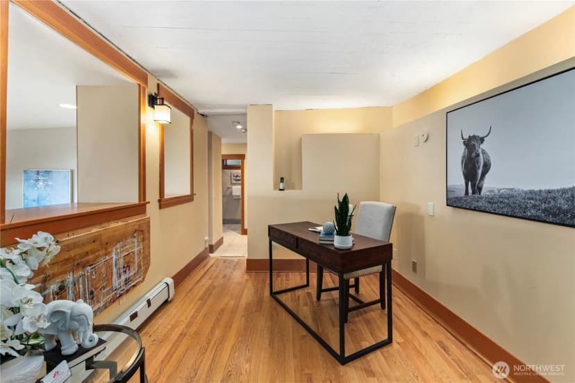 Property photo for 2563 Perkins Lane W, Seattle photo 35