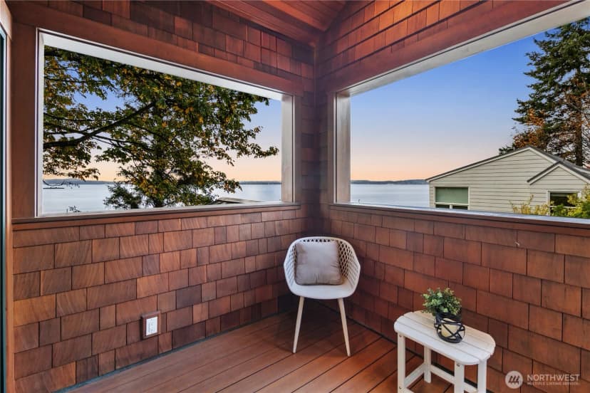Property photo for 2563 Perkins Lane W, Seattle photo 31