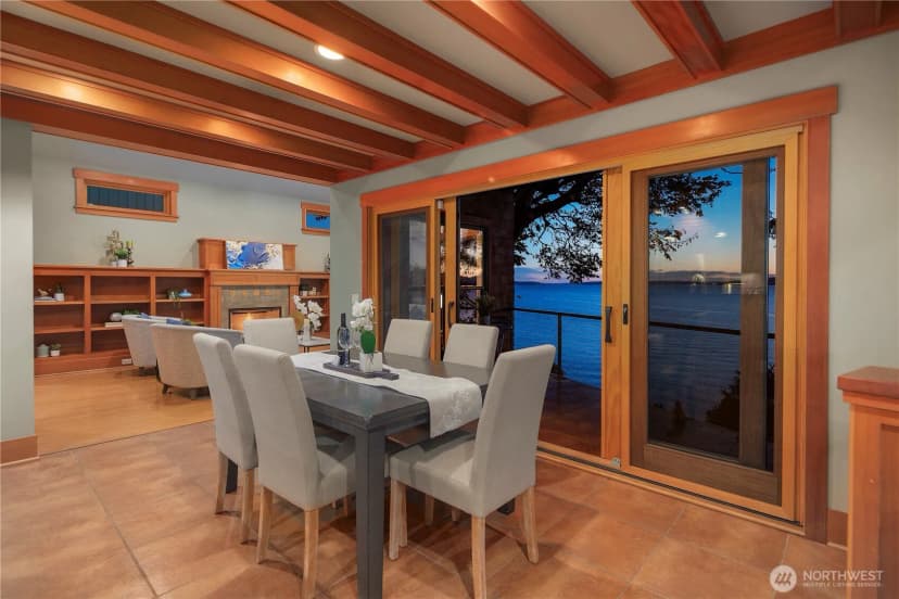 Property photo for 2563 Perkins Lane W, Seattle photo 5