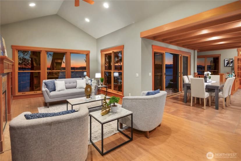 Property photo for 2563 Perkins Lane W, Seattle photo 14