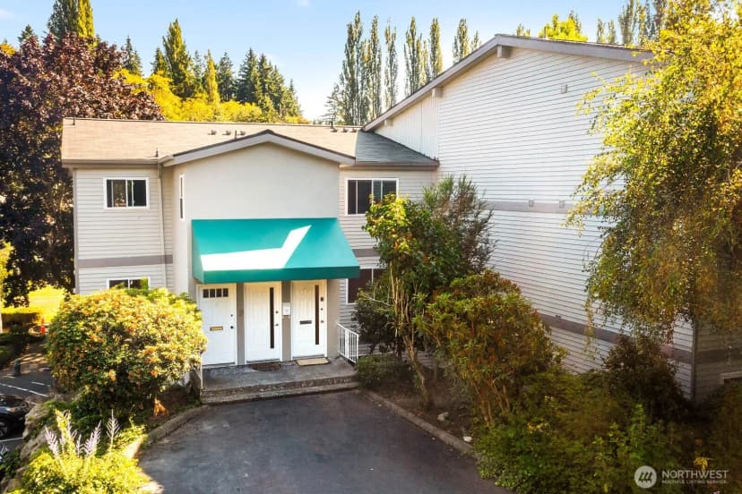 Property photo for 13279 15th Avenue Ne #b-20, Seattle photo 26