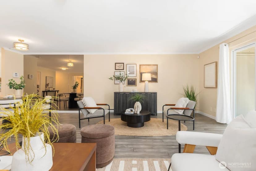 Property photo for 13279 15th Avenue Ne #b-20, Seattle photo 6