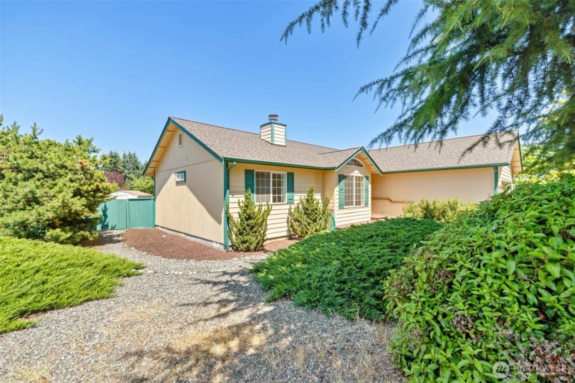 Property photo for 109 N Honeycomb Circle, Sequim photo 17