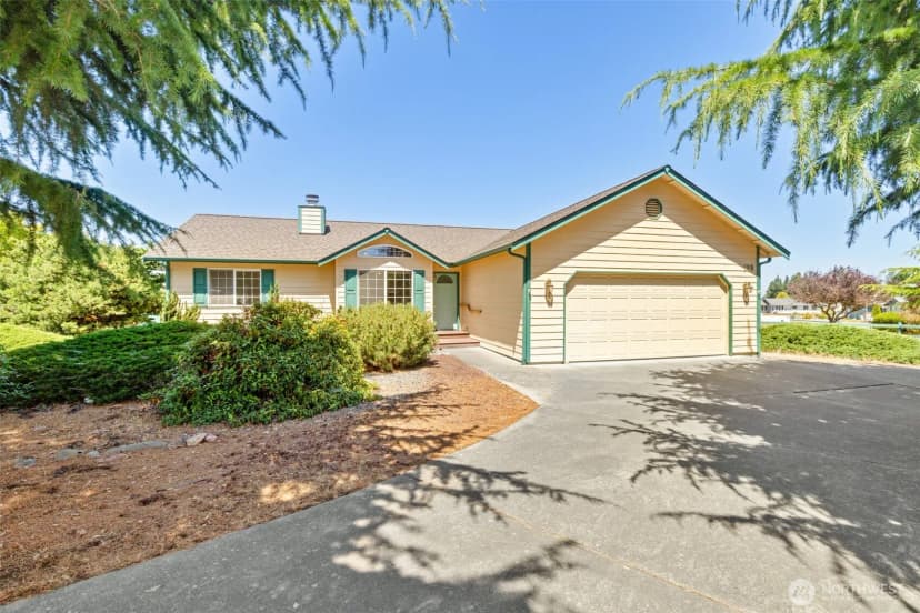 Property photo for 109 N Honeycomb Circle, Sequim
