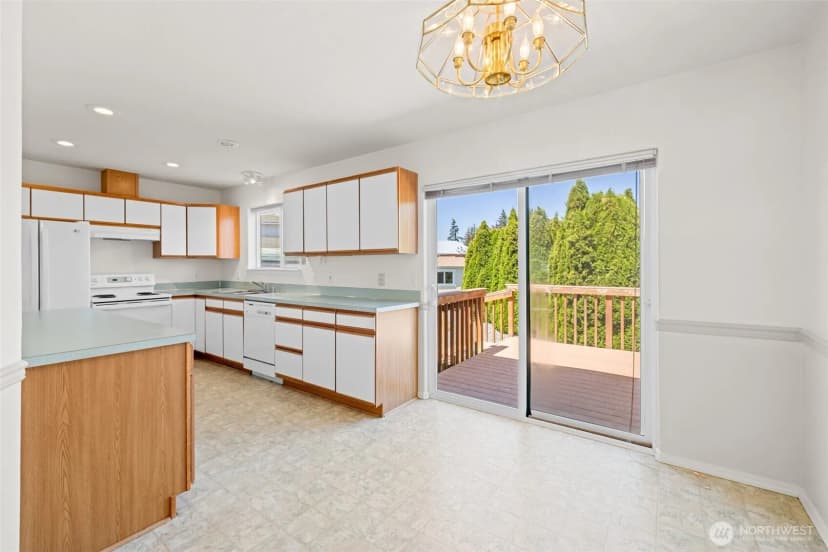 Property photo for 109 N Honeycomb Circle, Sequim photo 5