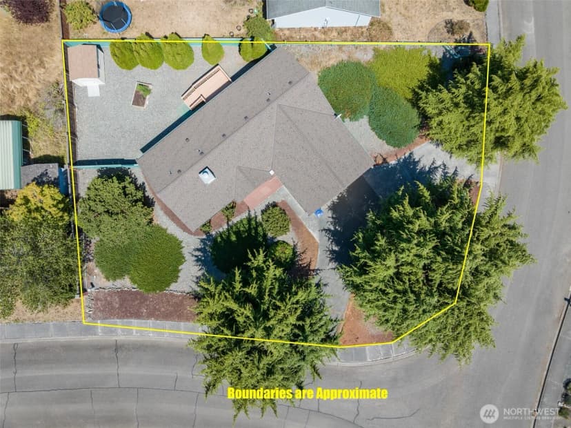 Property photo for 109 N Honeycomb Circle, Sequim photo 23
