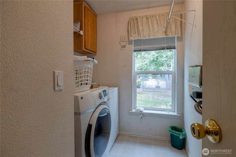 Property photo for 21304 131st Street Ct E, Bonney Lake photo 23