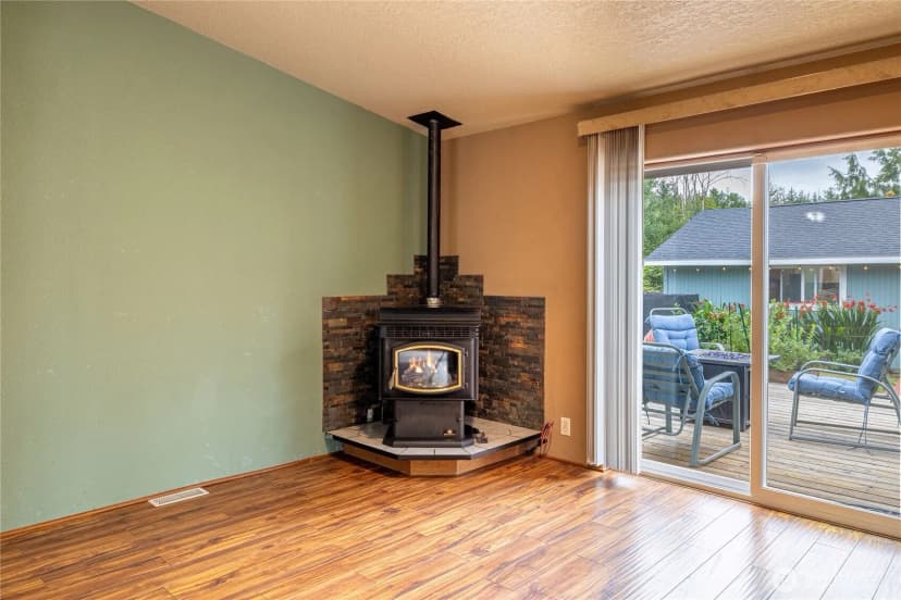 Property photo for 21304 131st Street Ct E, Bonney Lake photo 10