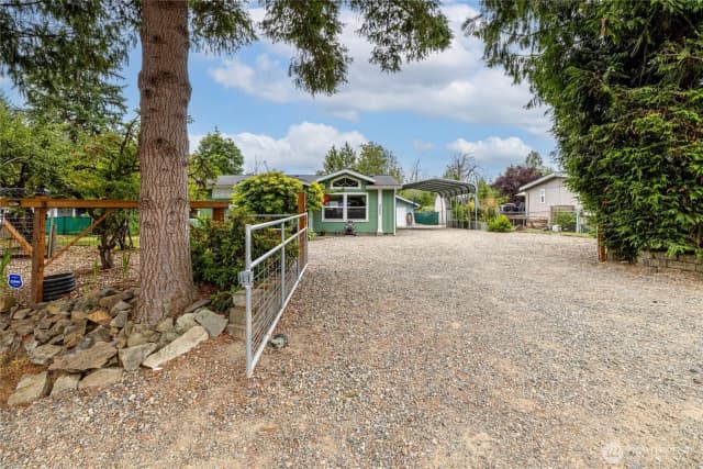 Property photo for 21304 131st Street Ct E, Bonney Lake photo 2