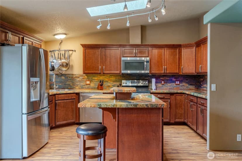 Property photo for 21304 131st Street Ct E, Bonney Lake photo 13