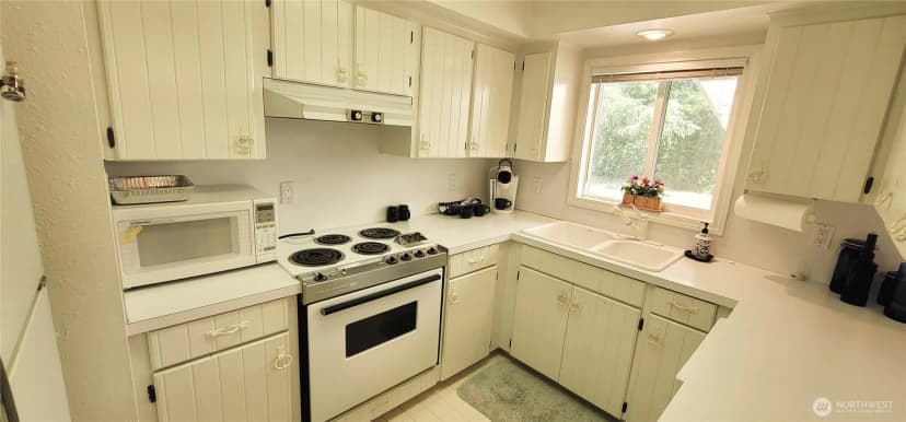 Property photo for 27312 N Place, Ocean Park photo 14