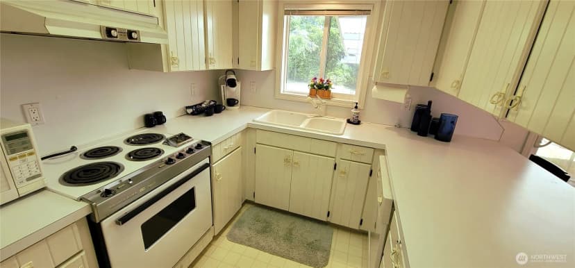 Property photo for 27312 N Place, Ocean Park photo 12
