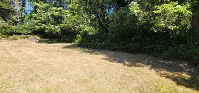 Property photo for 27312 N Place, Ocean Park photo 3