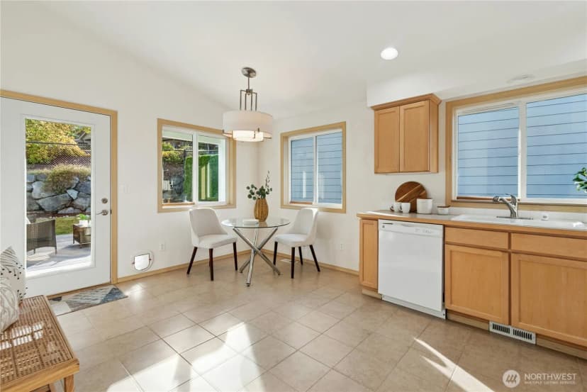 Property photo for 6201 73rd Ave Ne, Marysville photo 8